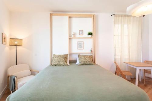 #14 Staywizus - Central balcony 5mins Old town & Sea AC WIFI
