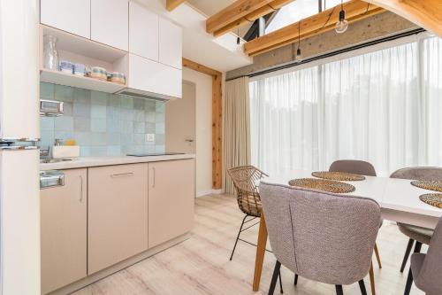 Dapur atau dapur kecil di Sea You Jantar