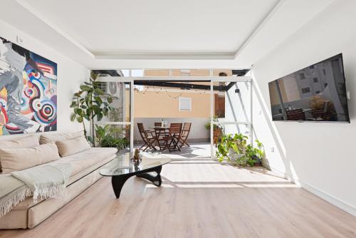 Spiteri 12 by Pineapple Homes