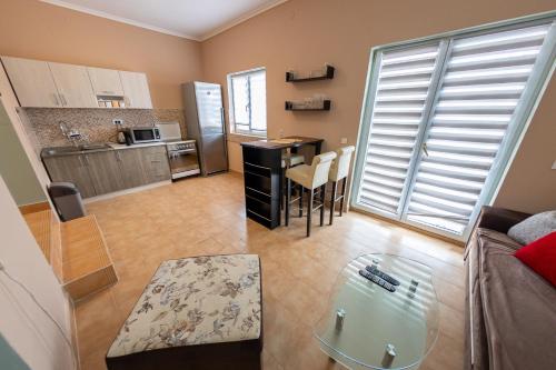 Nhà bếp/bếp nhỏ tại Villa Orange House