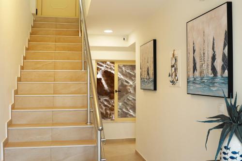 Gallery image of Ocean View Studios and Luxury Rooms in Plomarion
