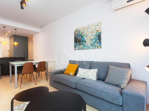 Bright Apartment for 5 in Sant Gervasi