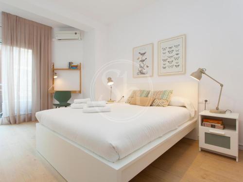 Bright Apartment for 5 in Sant Gervasi