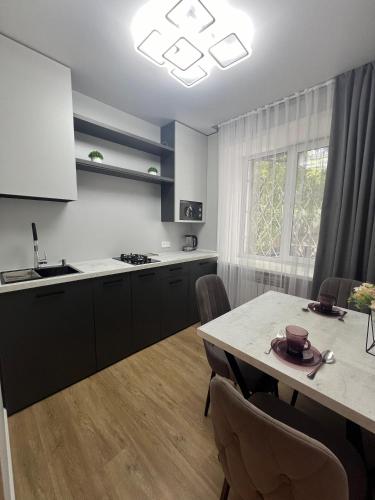 Cuina o zona de cuina de Воинов Интер 22а Парк рядом