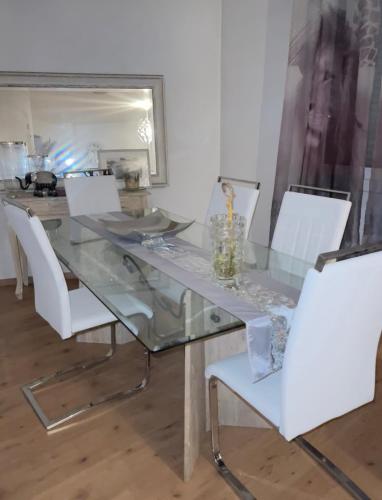 Joli appartement Quartier tranquille 13008 à 2 minutes du métro Perier