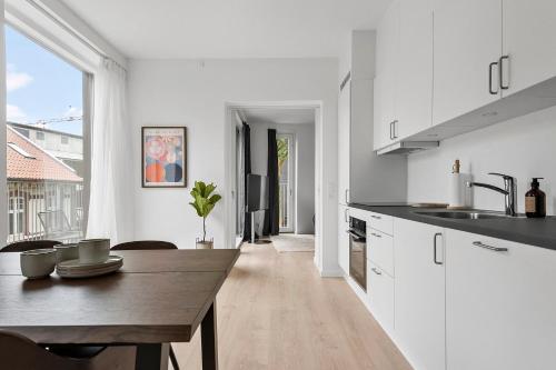 Foto Cosy 4-Person Apartment in The Heart of Aarhus 2