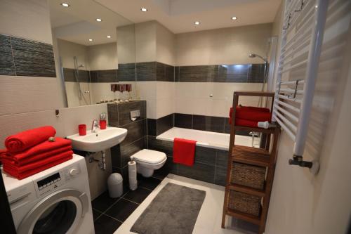 Ένα μπάνιο στο Apartament Turkus