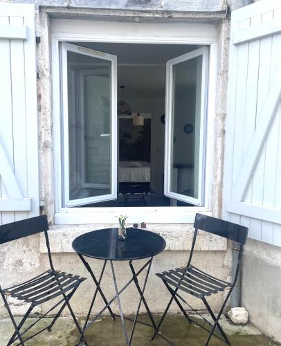 Joli appart cour proche bord de loire