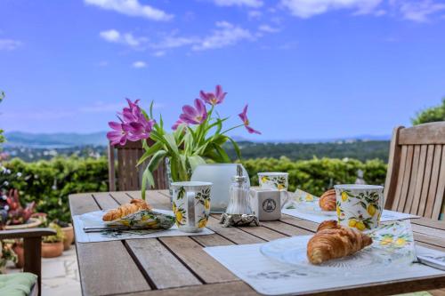 Provenzalisches Ferienhaus Citronniers - Garten mit Meerblick und Pool by Riviera HomeLife