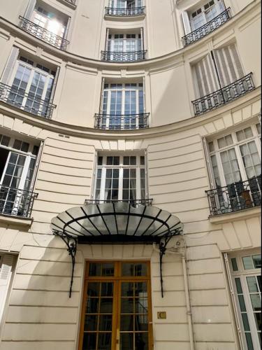 Paris Incredible Olympic Nest