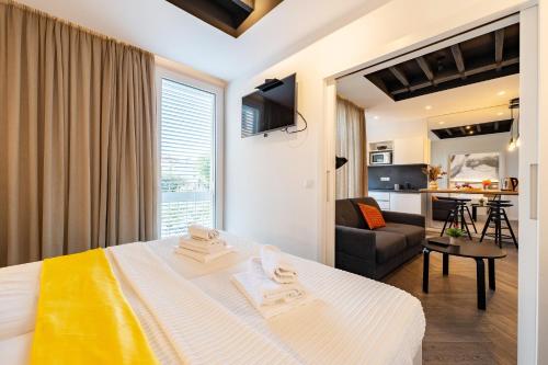 Dioniz Luxury Apartments 1