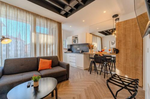 Dioniz Luxury Apartments 1