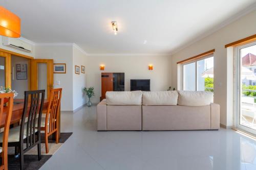 SilveiraにあるClose to the sea, to Lisbon and to your heartのギャラリーの写真