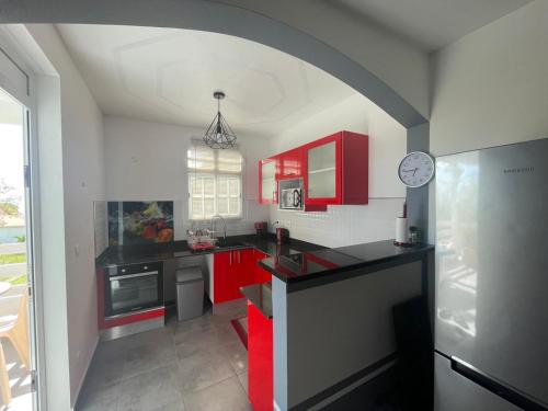 Kuchyň nebo kuchyňský kout v ubytování Pònm Sirèt