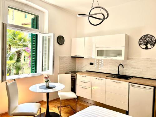 Central Studio Apartment Arkade