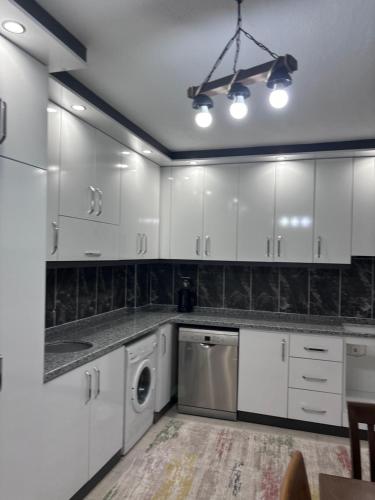 Una cocina o zona de cocina en Alida Home Pamukkale