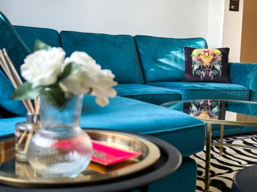 Χώρος καθιστικού στο Luxurious 3Bed House with Spa Bath & Garden
