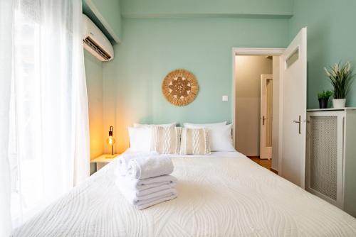 Plaka Historical Center Retreat