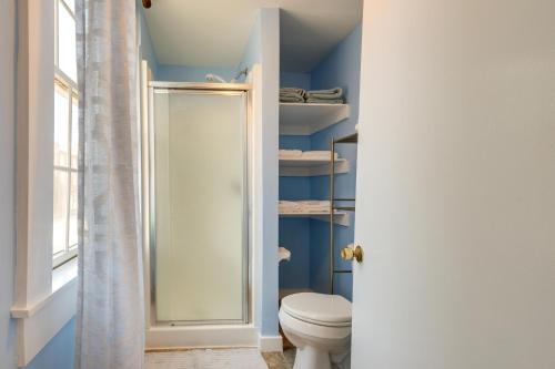 Φωτογραφία από το άλμπουμ του Downtown Hallowell Retreat with Water Views! σε Hallowell
