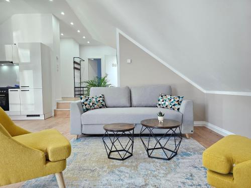 Χώρος καθιστικού στο HOMEBASE - Design Lofts am Schloss