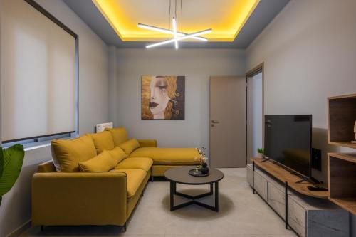 Casa Amarillo - Halepa