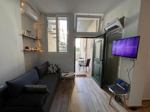 Noa - Designed City Center Suite With A Garden