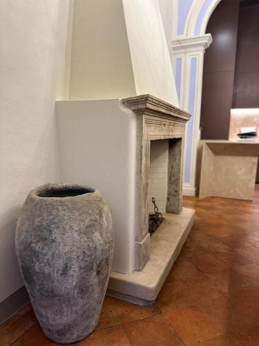 Φωτογραφία από το άλμπουμ του Palazzo Tamanti - 4BR 6 Bath Estate Home in Montalcino Center στο Μονταλτσίνο