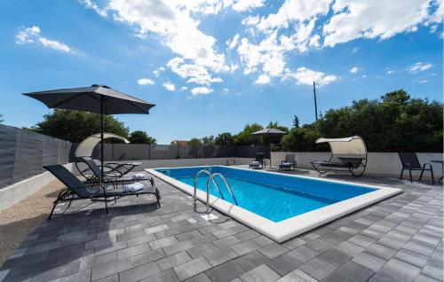 Gorgeous Home In Polaca