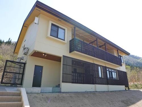 Budova, kde se vila nachází