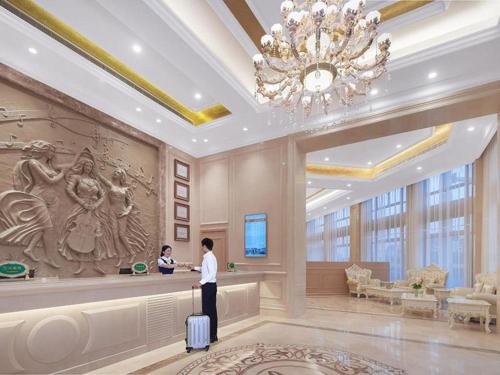 Gallery image of Vienna Hotel Anhui Huangshan Xi County Ancient Town Hetai International City in Huangshan