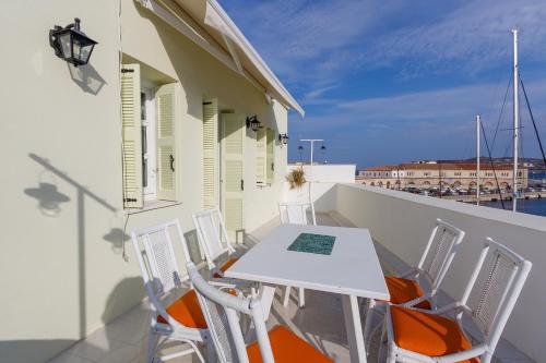 Gallery image of Harbour View Holiday Home in Ermoupoli