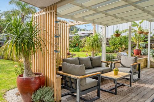 Κήπος έξω από το Coast Awhile - Whangamata Holiday Home