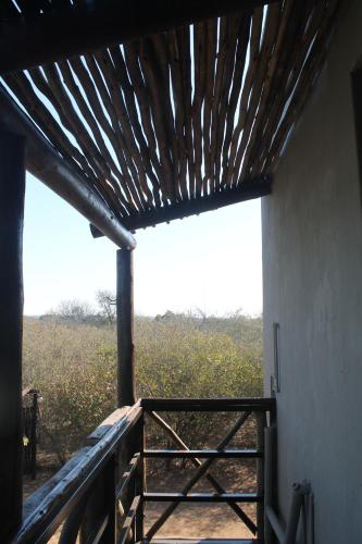 Balkón nebo terasa v ubytování Kruger Bush Retreat