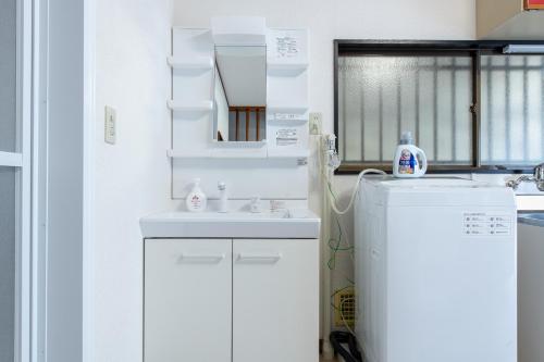 新大塚戸建て 4-minute walk from the nearest station Ikebukuro area