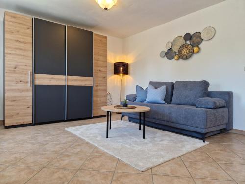 Posezení v ubytování Ferienwohnung Lodermeier