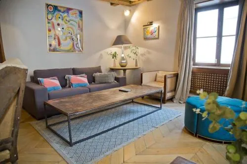 Kristine - Luxury 2BR Saint-Germain Notre-Dame photo 1
