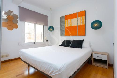 Modern Eixample Flat with Private Terrace