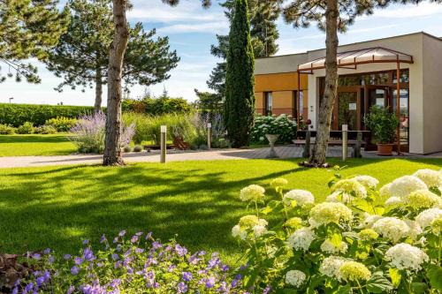 Jardín al aire libre en Hotel garni Steinfeld