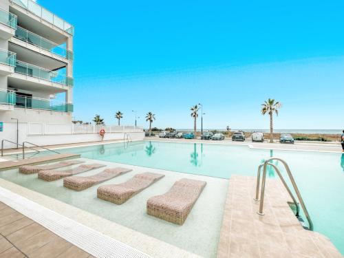 Beachfront apartment with balcony in Torrox Costa