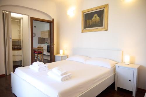 Santo Spirito Terrace Apartment with a view