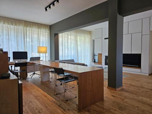 Lycabettus Urban Elegance by YHA