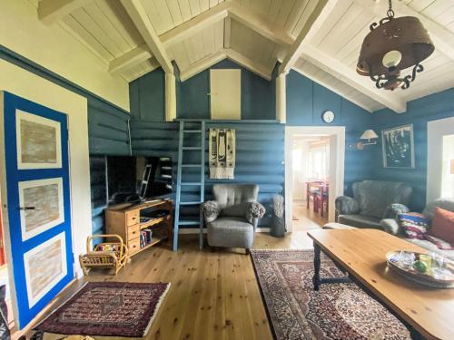 Posezení v ubytování Holiday Home Lenebu by Interhome