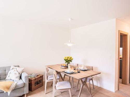 Apartment Chesa Palüdin 13 - Pontresina by Interhome