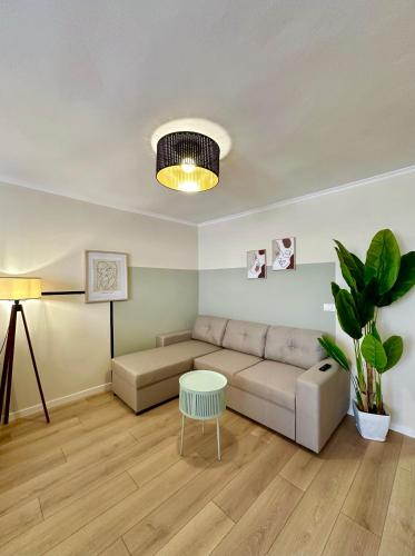 Stylish apartment near the beach- modern & comfort