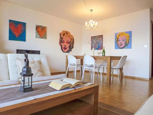 Apartment Eden Roc 56 by Interhome