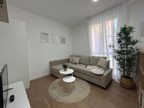 Nice studio in Madrid URQ1