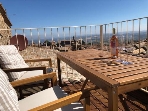 Μπαλκόνι ή βεράντα στο Palazzo Tamanti - 4BR 6 Bath Estate Home in Montalcino Center