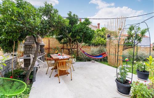 Awesome Apartment In Cavtat With Wifi photo 2