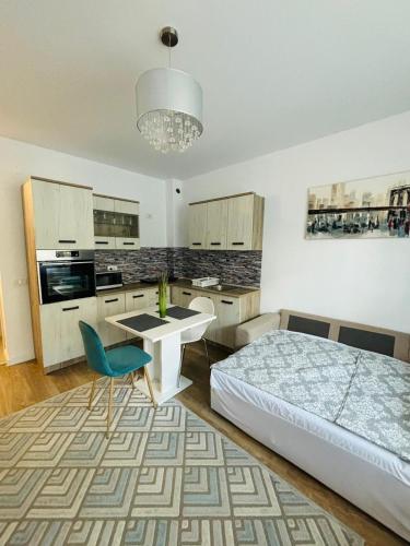 Η κουζίνα ή μικρή κουζίνα στο Kiki home