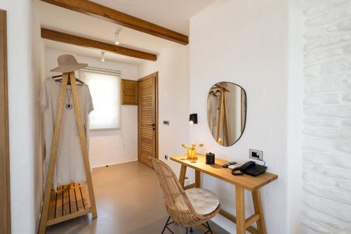 Foto dalla galleria di Nomad Boutique Hotel Side - Adults Only a Side